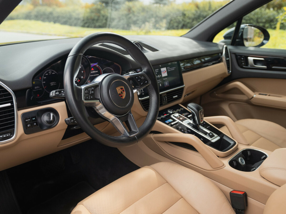 Porsche Cayenne с пробегом — 2018 год. Фото: #23