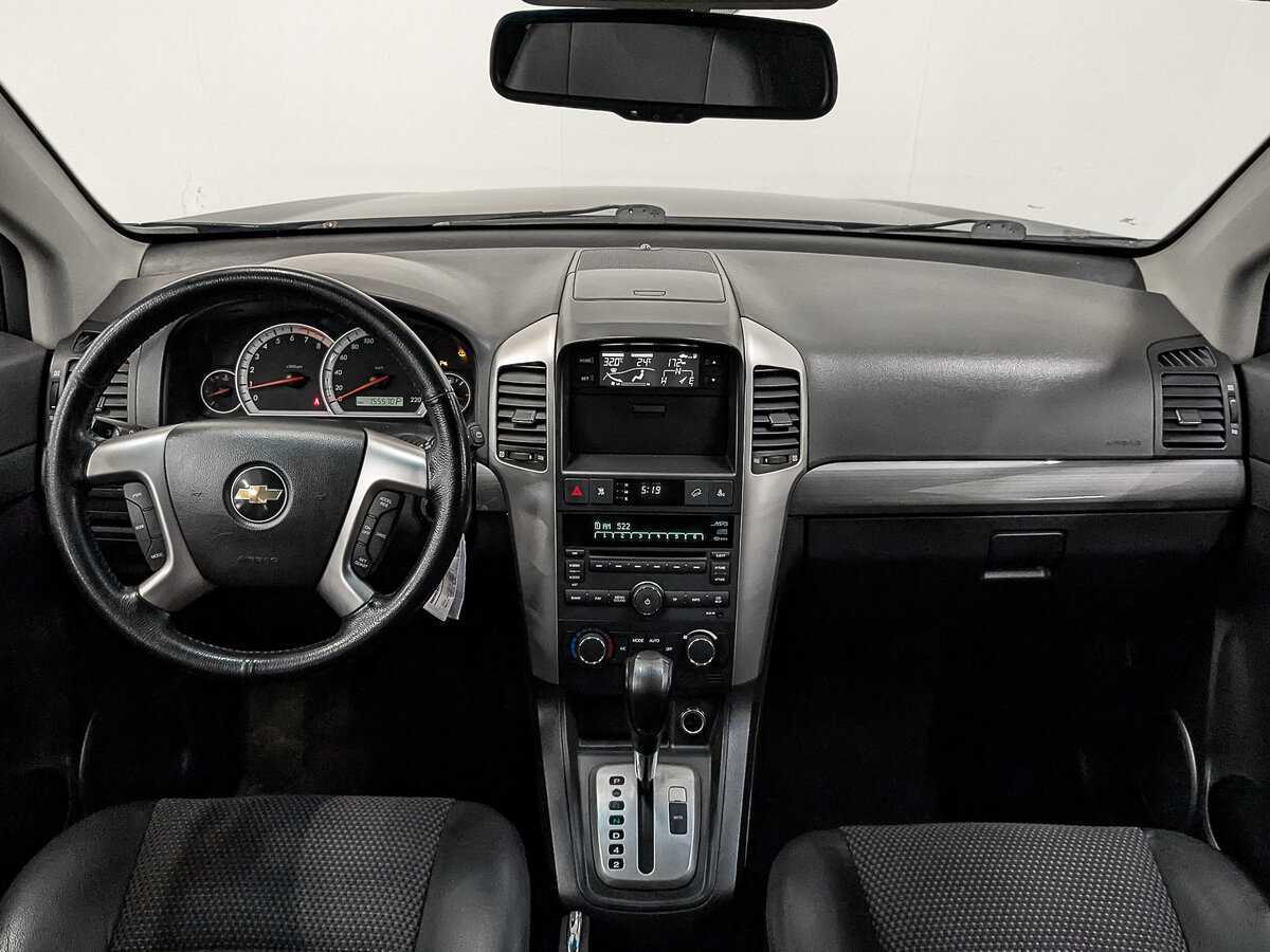 Chevrolet Captiva с пробегом — 2010 год. Фото: #13