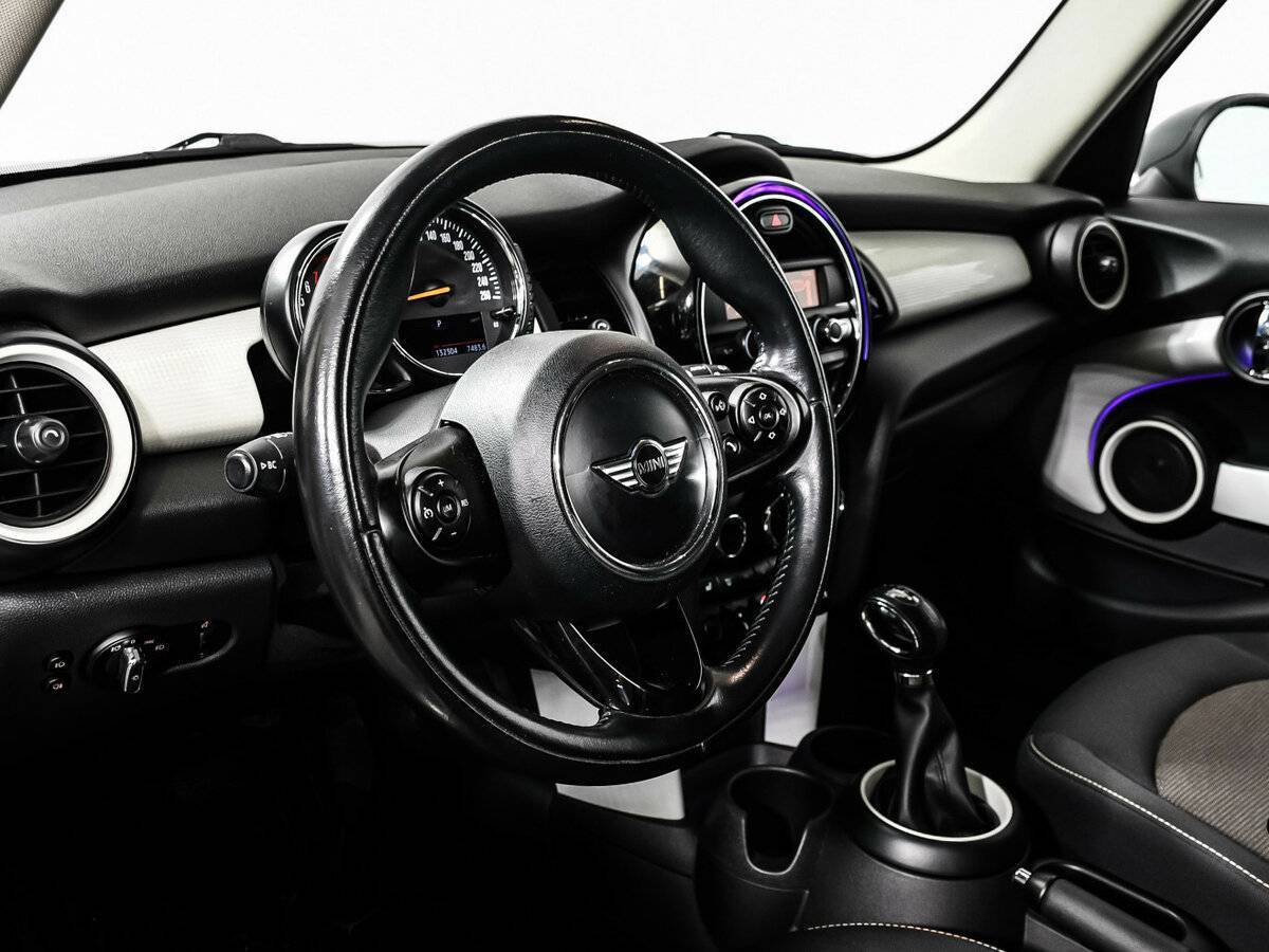 Mini Hatch с пробегом — 2014 год. Фото: #11