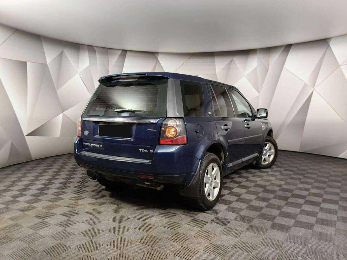 Land Rover Freelander с пробегом — 2011 год. Фото: #1