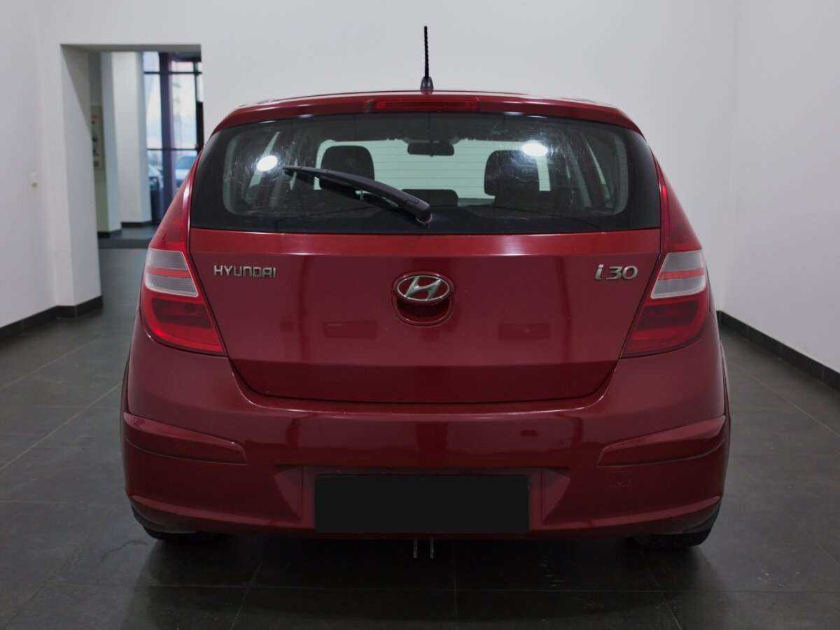 Hyundai i30 с пробегом — 2009 год. Фото: #4