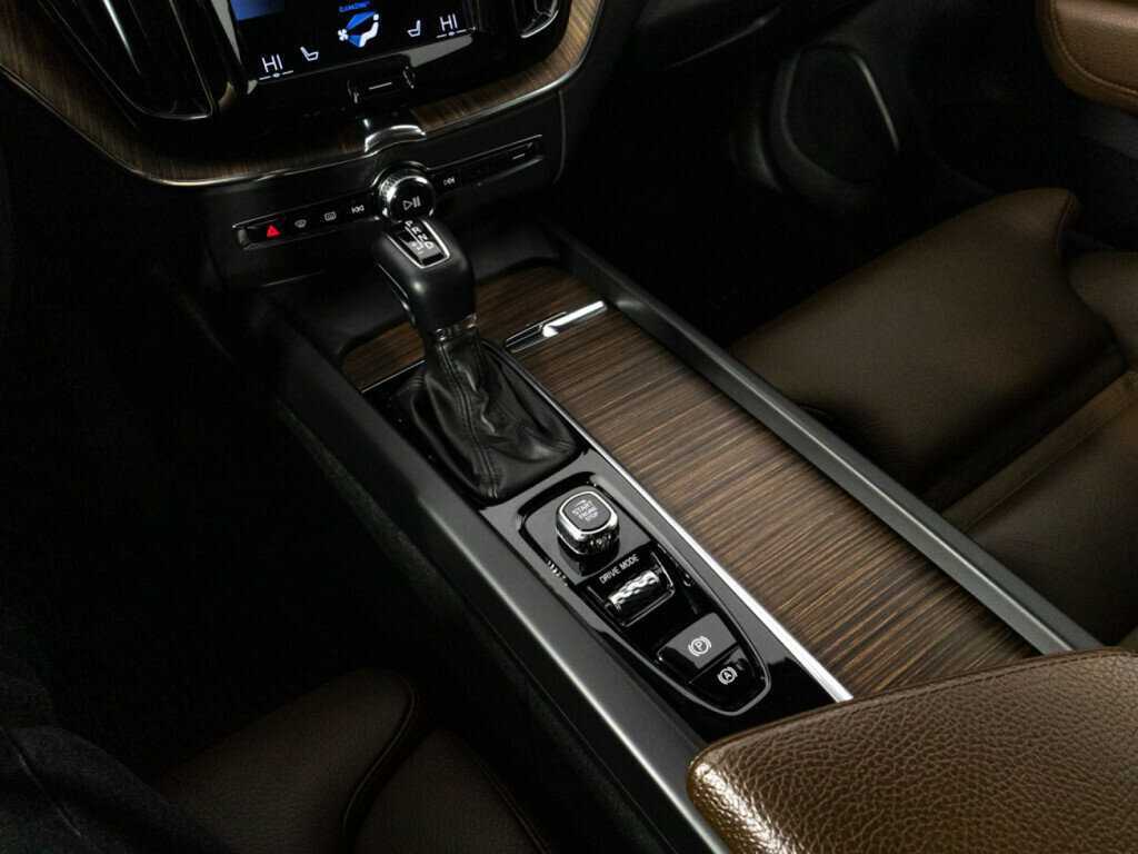 Volvo XC60 с пробегом — 2021 год. Фото: #20