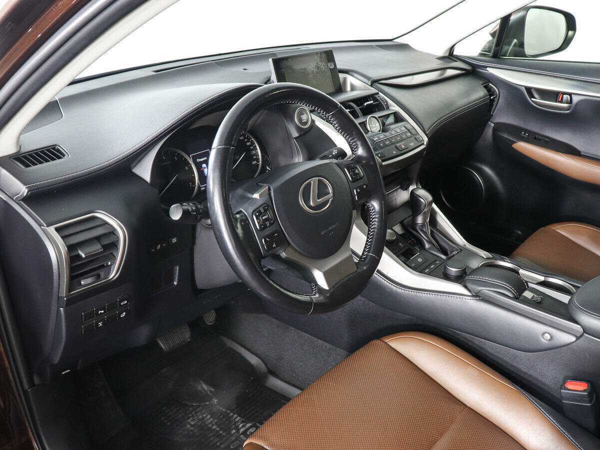 Lexus NX с пробегом — 2016 год. Фото: #8