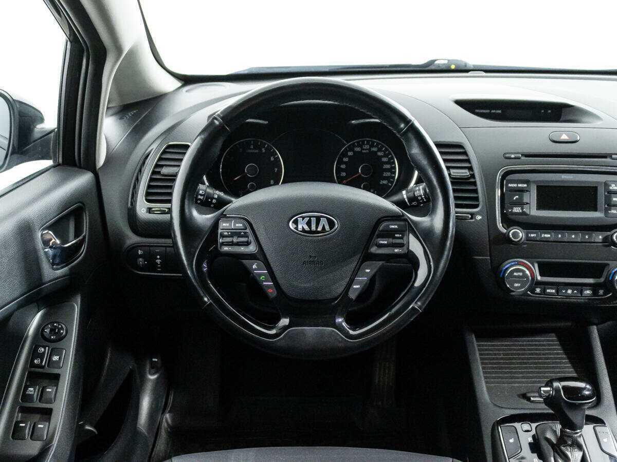 Kia Cerato с пробегом — 2018 год. Фото: #16