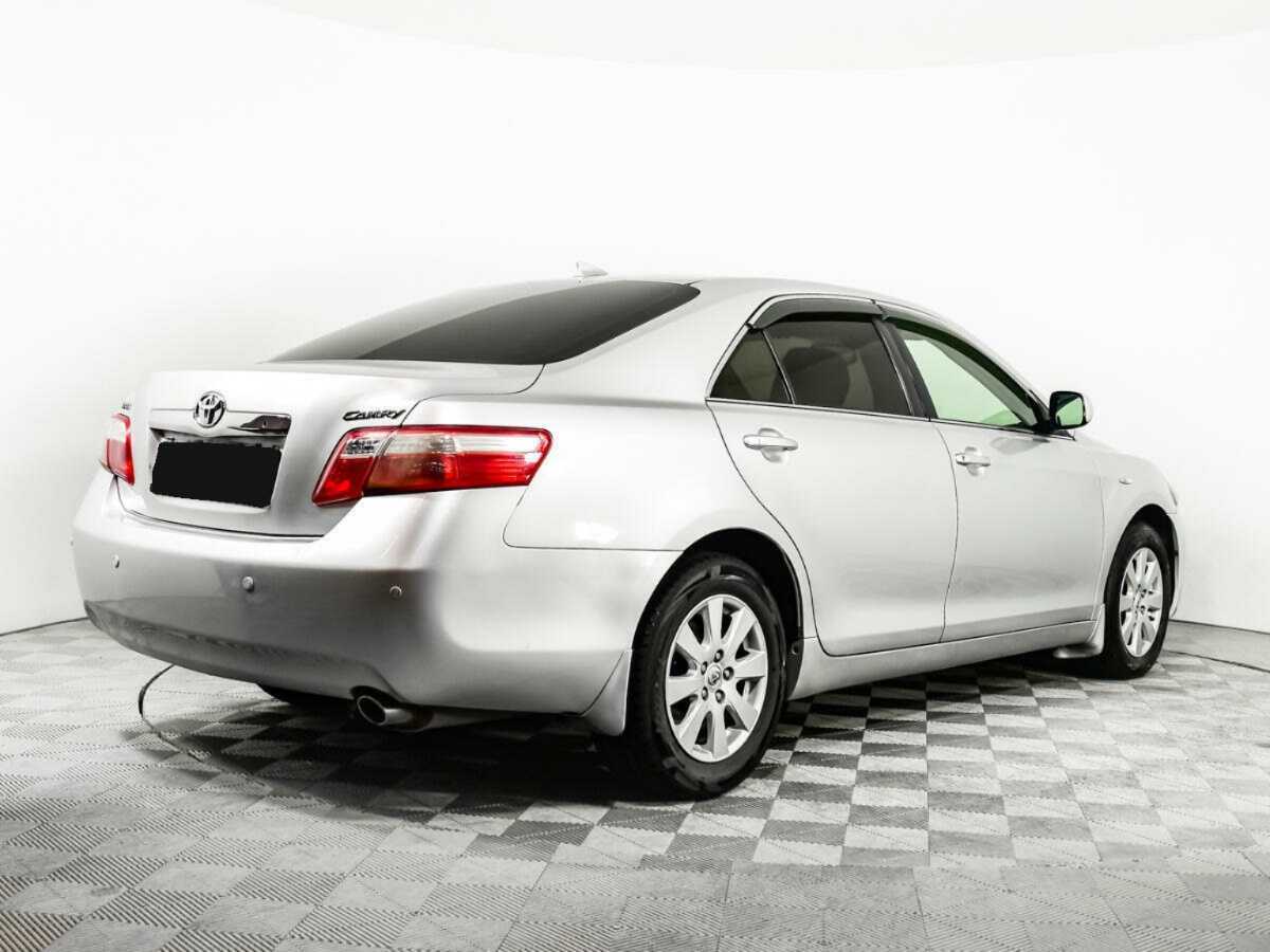 Toyota Camry с пробегом — 2008 год. Фото: #4