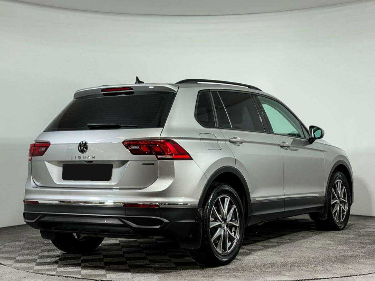 Volkswagen Tiguan с пробегом — 2021 год. Фото: #3