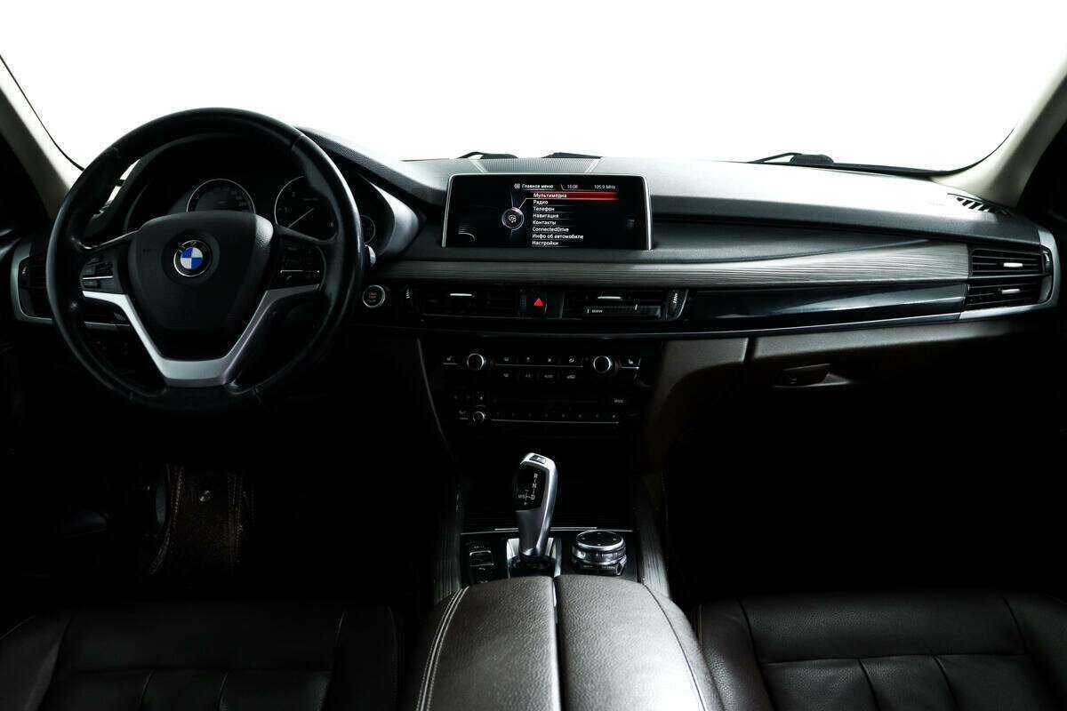 BMW X5 с пробегом — 2015 год. Фото: #10
