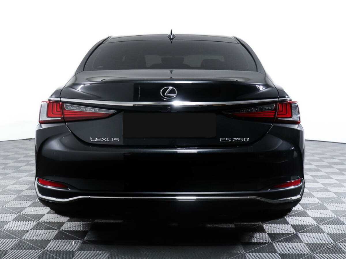 Lexus ES с пробегом — 2020 год. Фото: #3