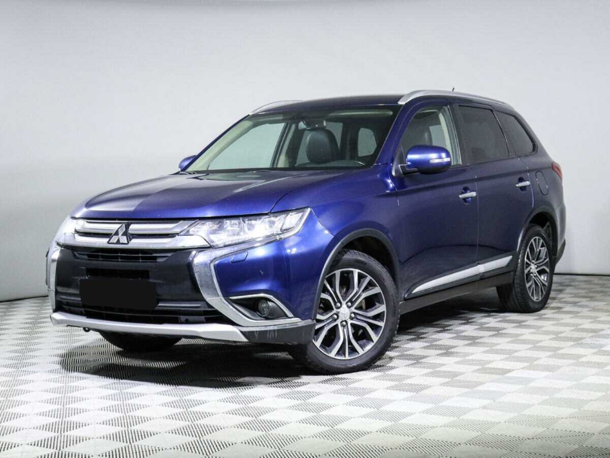 Mitsubishi Outlander с пробегом — 2015 год. Фото: #0