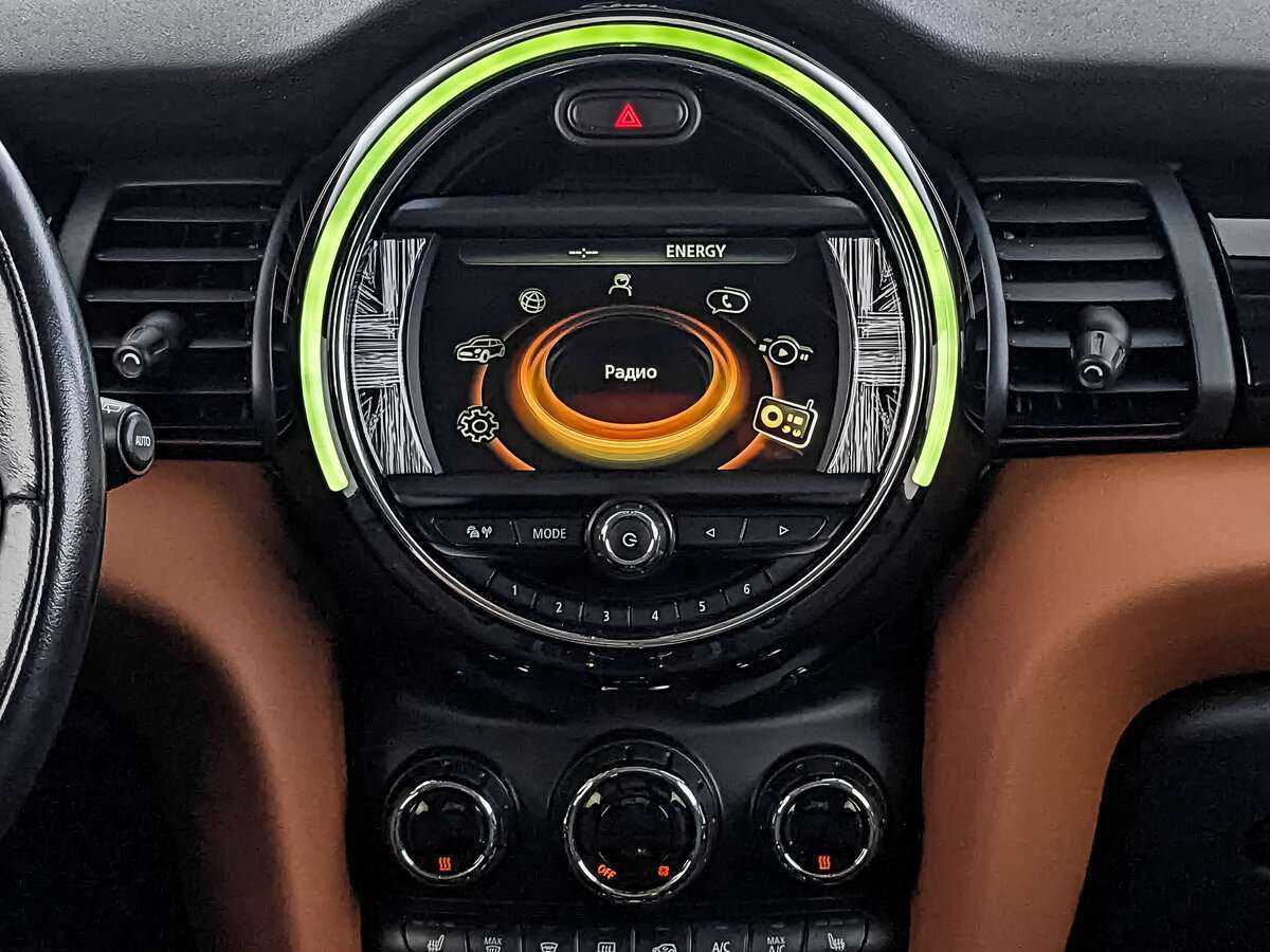 Mini Hatch с пробегом — 2017 год. Фото: #12