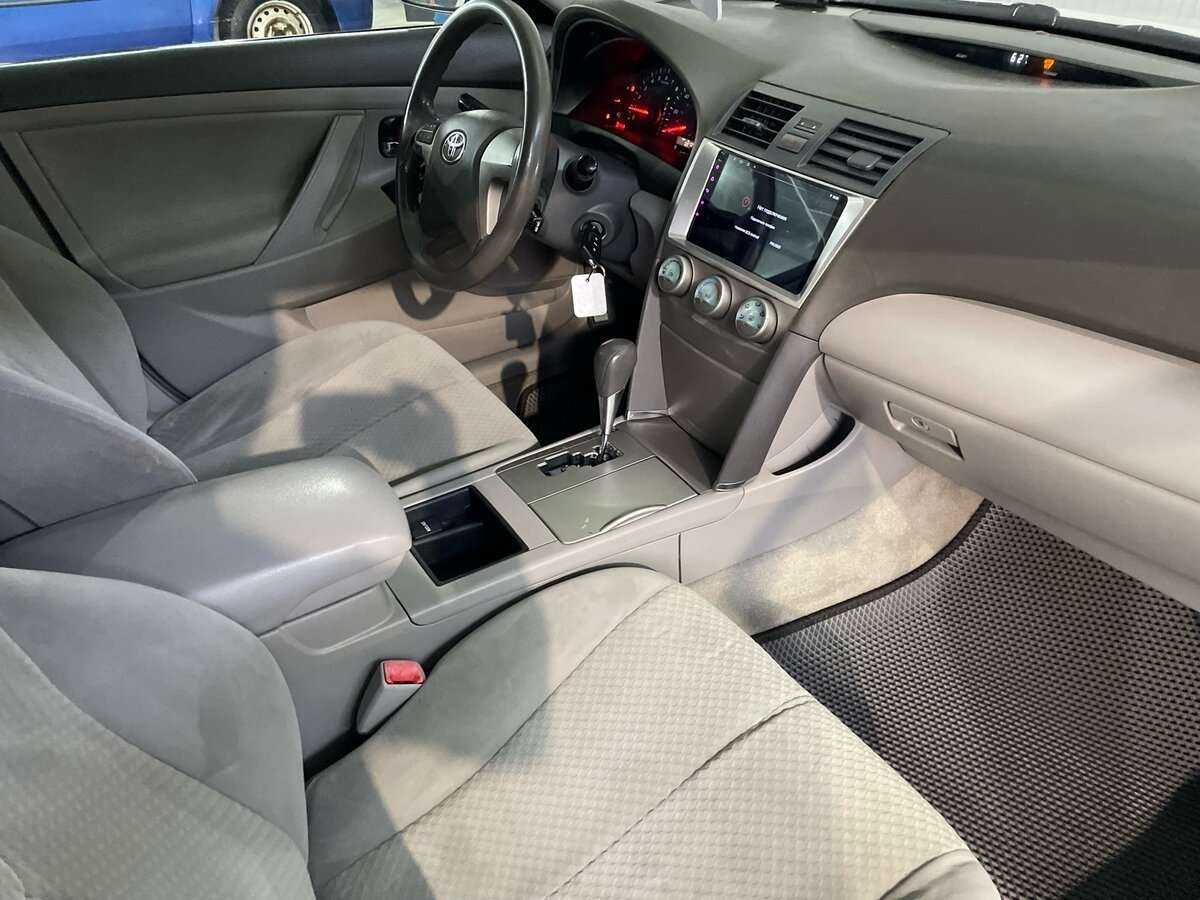 Toyota Camry с пробегом — 2007 год. Фото: #14