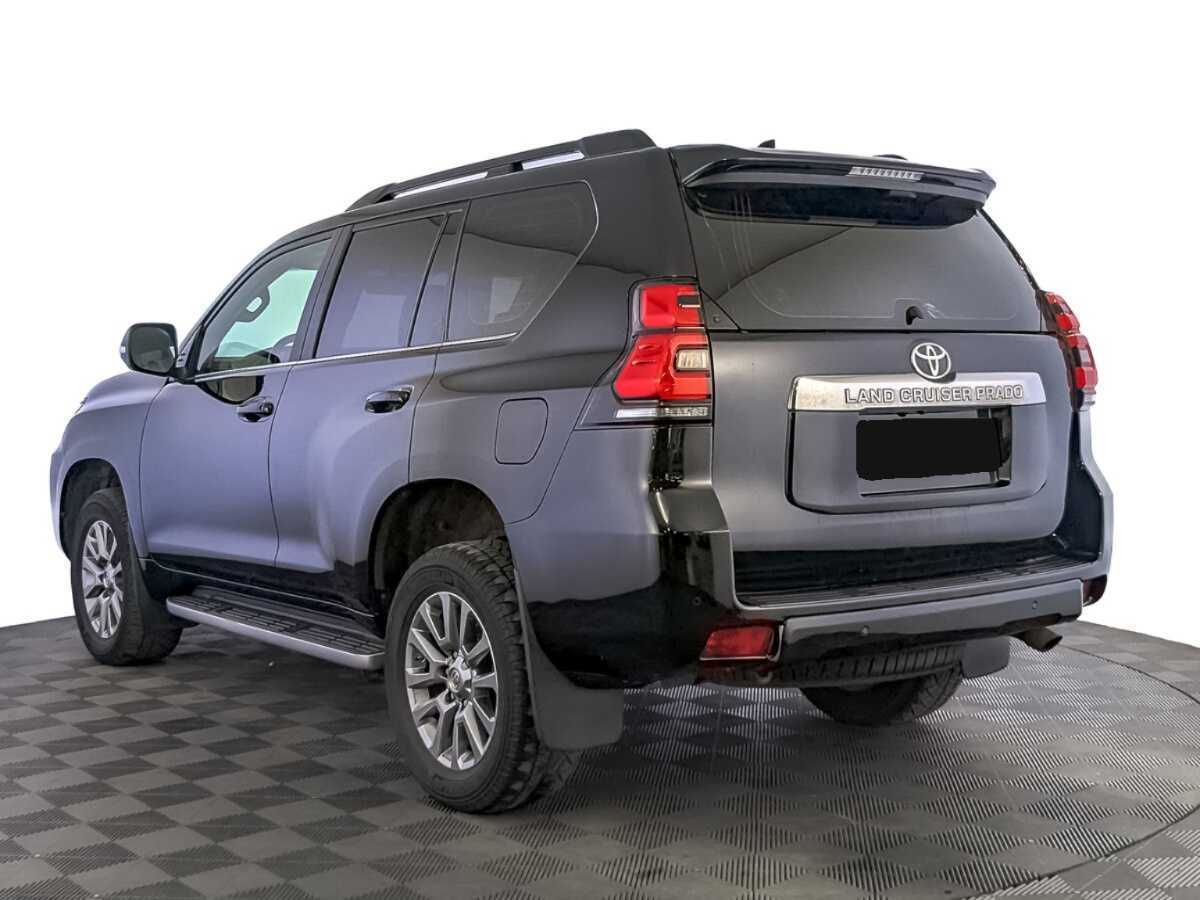 Toyota Land Cruiser Prado с пробегом — 2018 год. Фото: #6