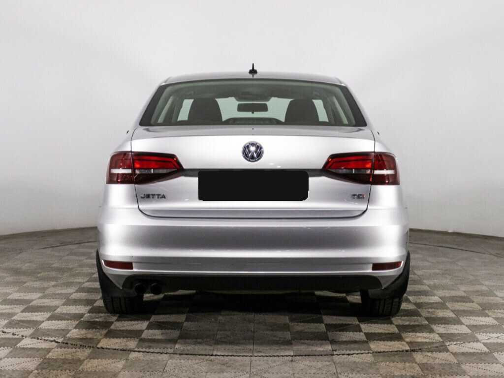 Volkswagen Jetta с пробегом — 2016 год. Фото: #5