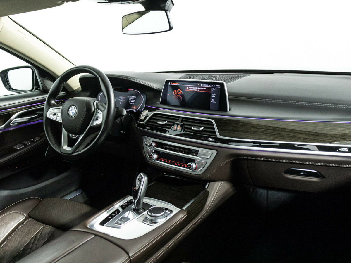 BMW 7 серии с пробегом — 2019 год. Фото: #8