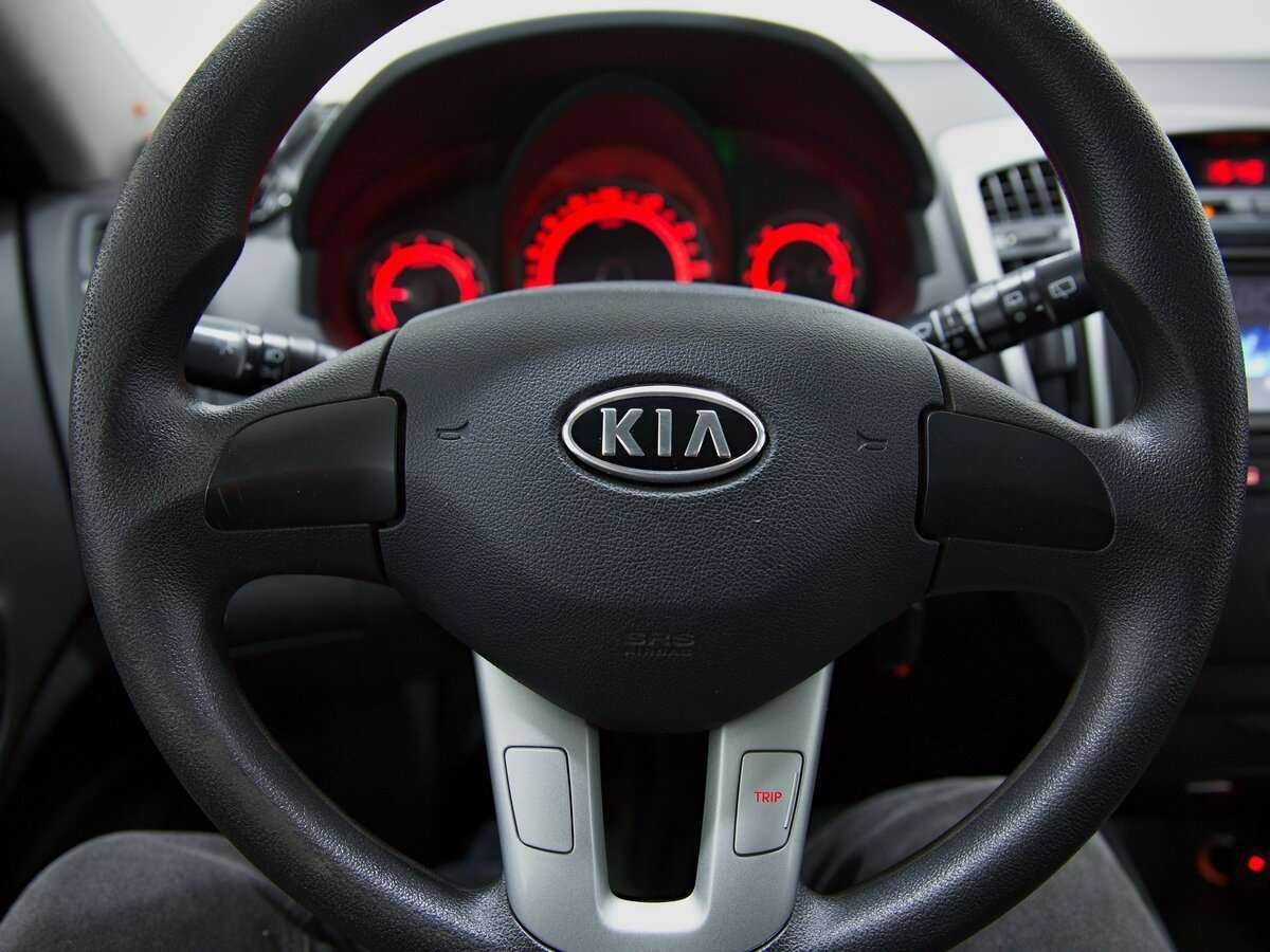 Kia Ceed с пробегом — 2011 год. Фото: #10