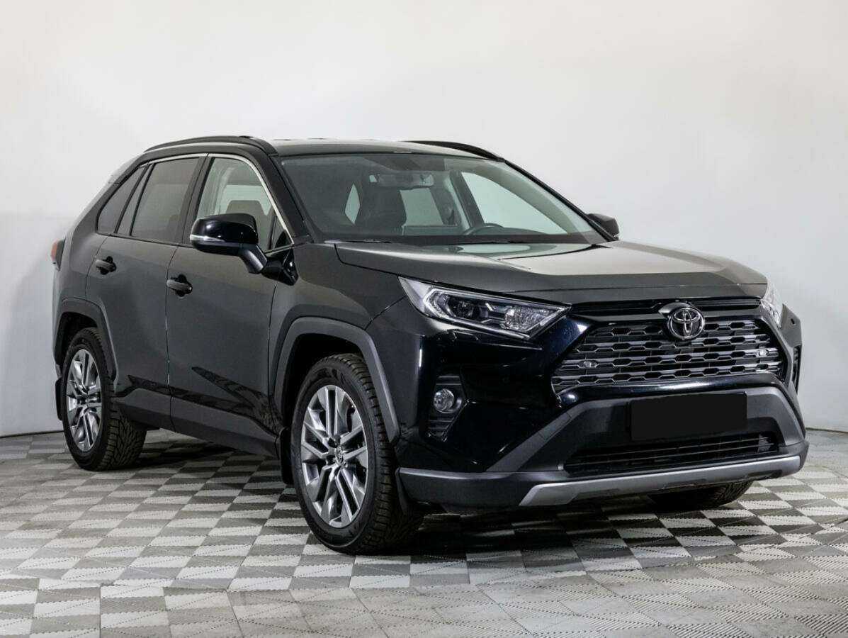 Toyota RAV4 с пробегом — 2022 год. Фото: #2