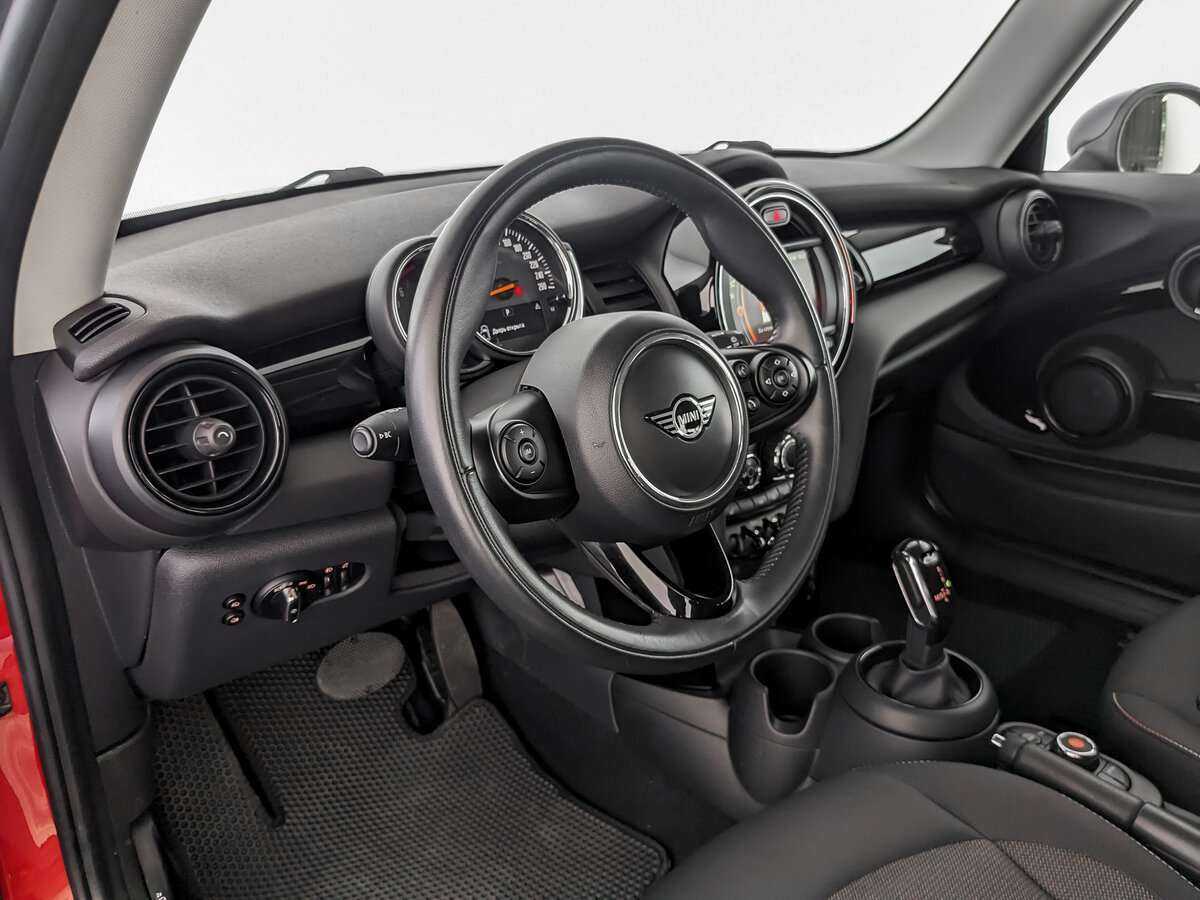 Mini Hatch с пробегом — 2019 год. Фото: #13