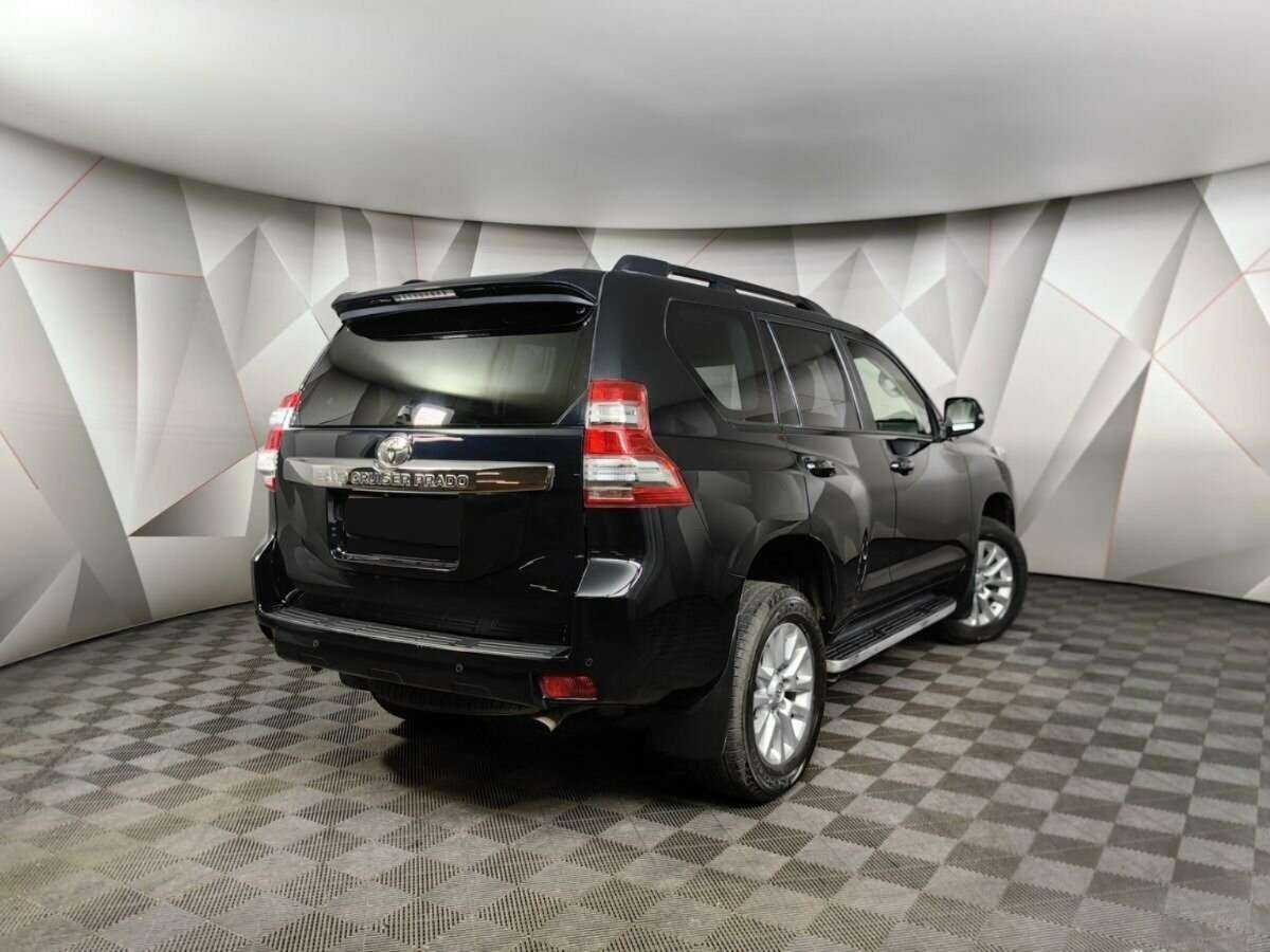 Toyota Land Cruiser Prado с пробегом — 2015 год. Фото: #1