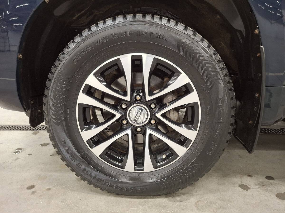 Toyota Land Cruiser Prado с пробегом — 2019 год. Фото: #17