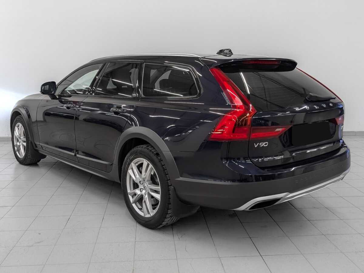 Volvo V90 Cross Country с пробегом — 2017 год. Фото: #6