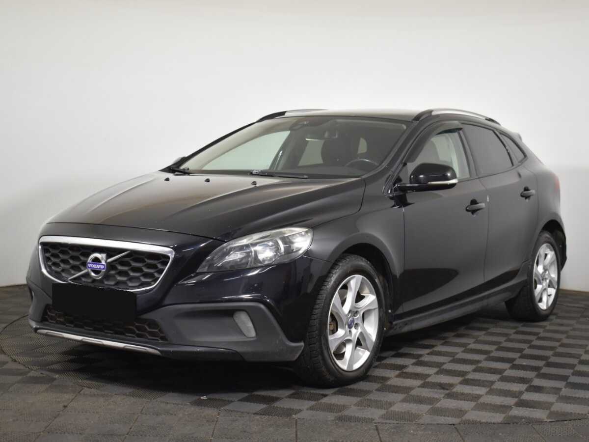 Volvo V40 Cross Country с пробегом — 2013 год. Фото: #0