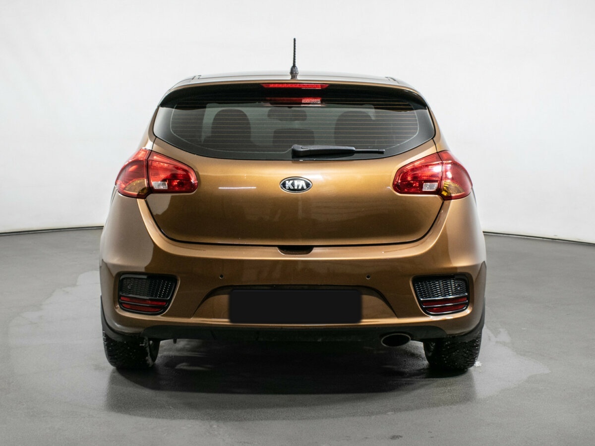 Kia Ceed с пробегом — 2016 год. Фото: #5