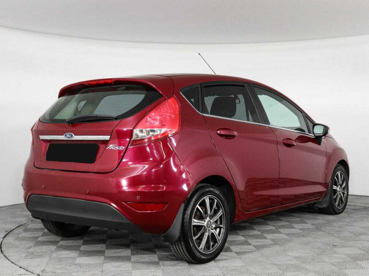 Ford Fiesta с пробегом — 2010 год. Фото: #2