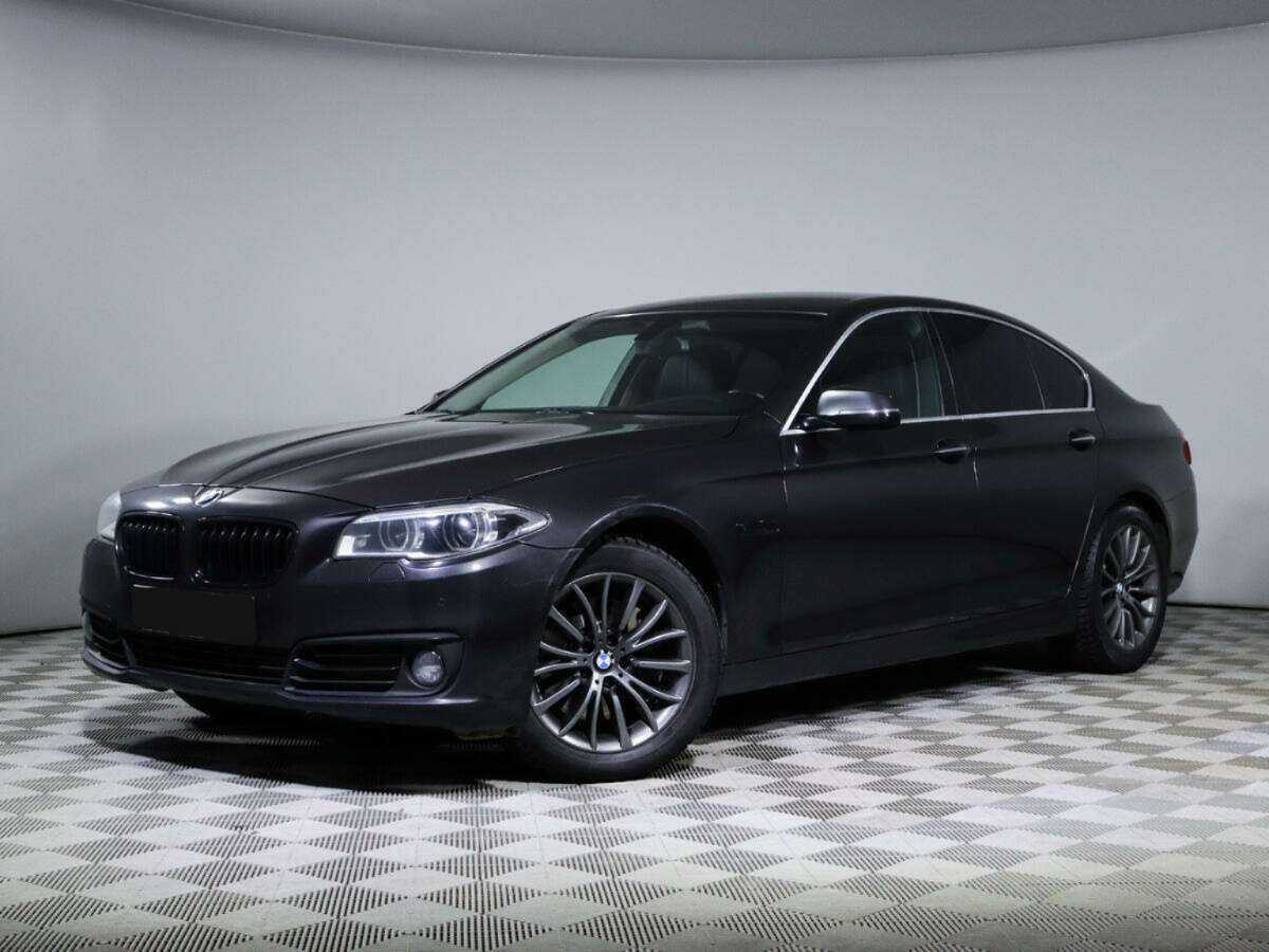 BMW 5 серии с пробегом — 2015 год. Посмотреть фото