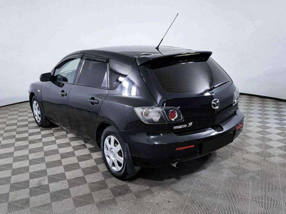 Mazda 3 с пробегом — 2008 год. Фото: #4