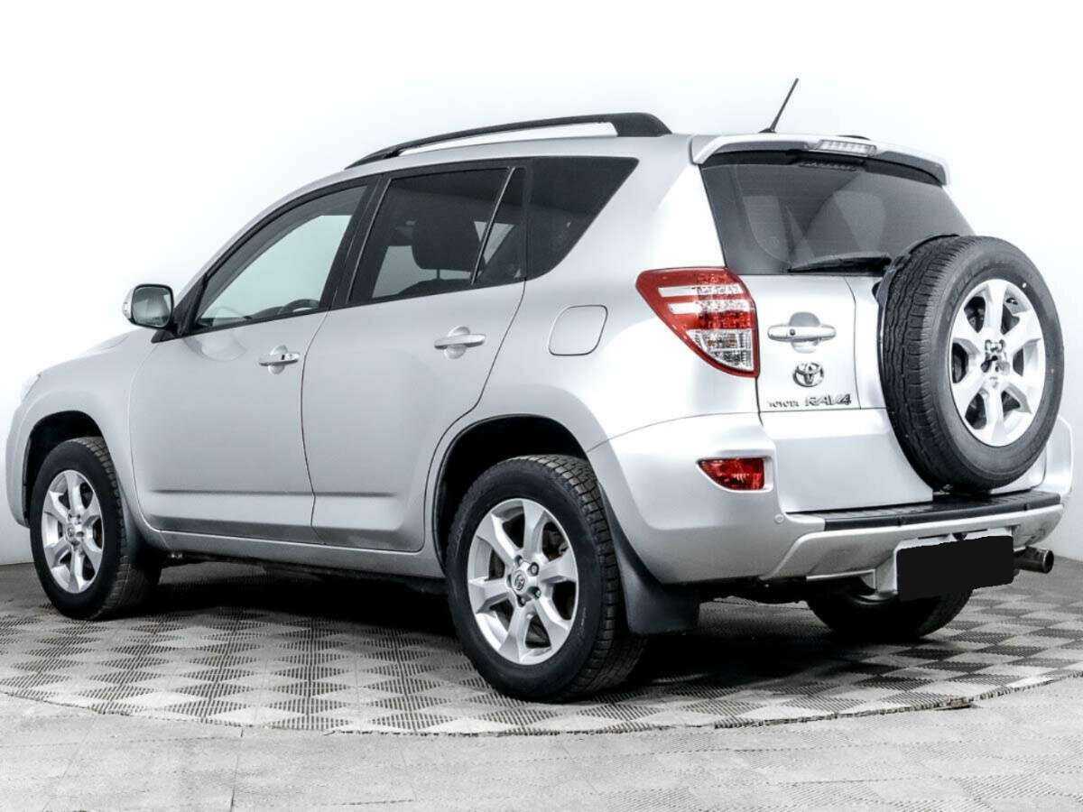 Toyota RAV4 с пробегом — 2011 год. Фото: #5