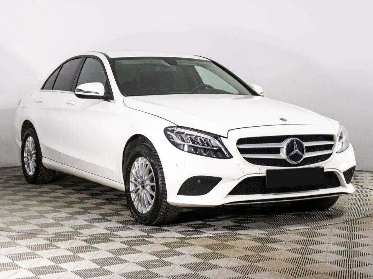 Mercedes-Benz C-Класс с пробегом — 2019 год. Фото: #2