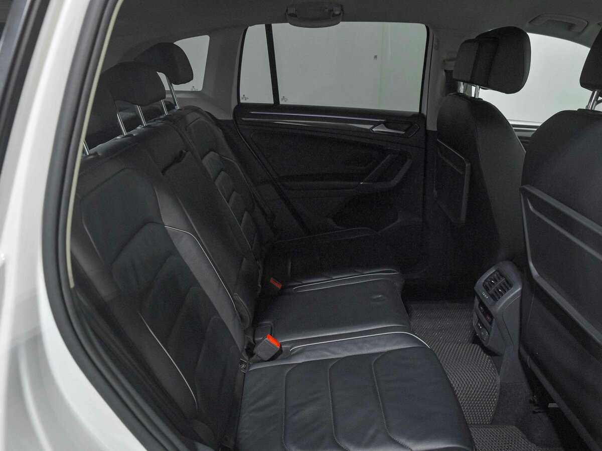 Volkswagen Tiguan с пробегом — 2018 год. Фото: #13