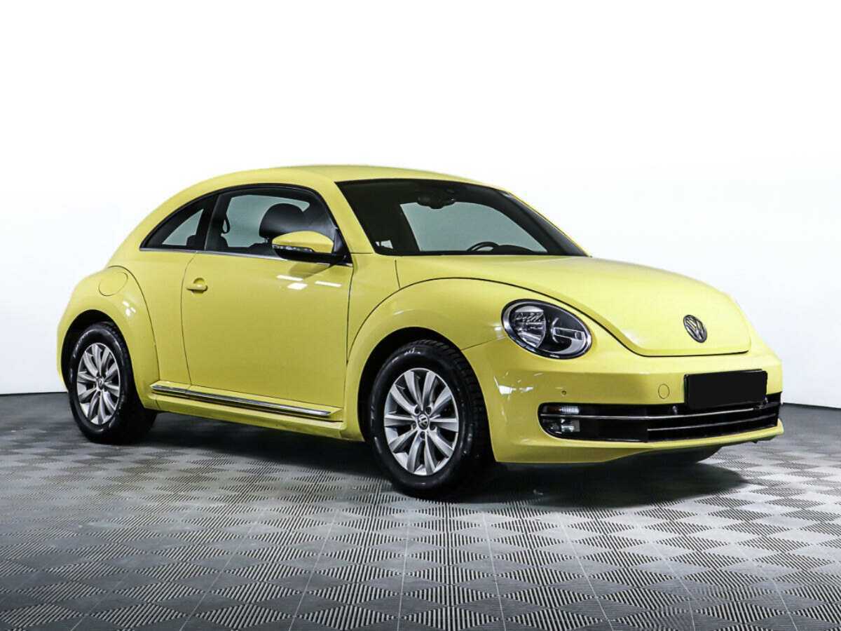 Volkswagen Beetle с пробегом — 2013 год. Фото: #2