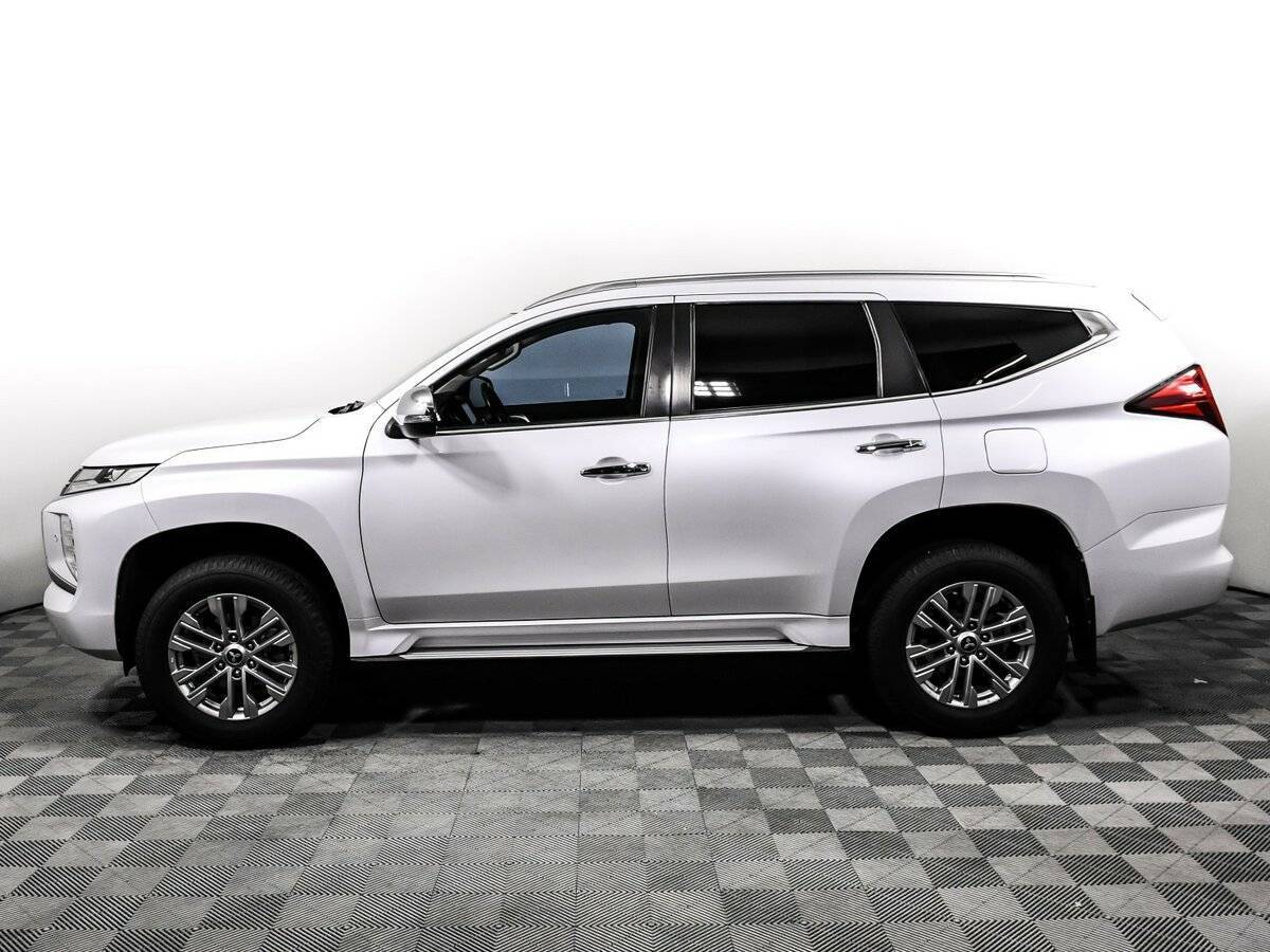 Mitsubishi Pajero Sport с пробегом — 2020 год. Фото: #7