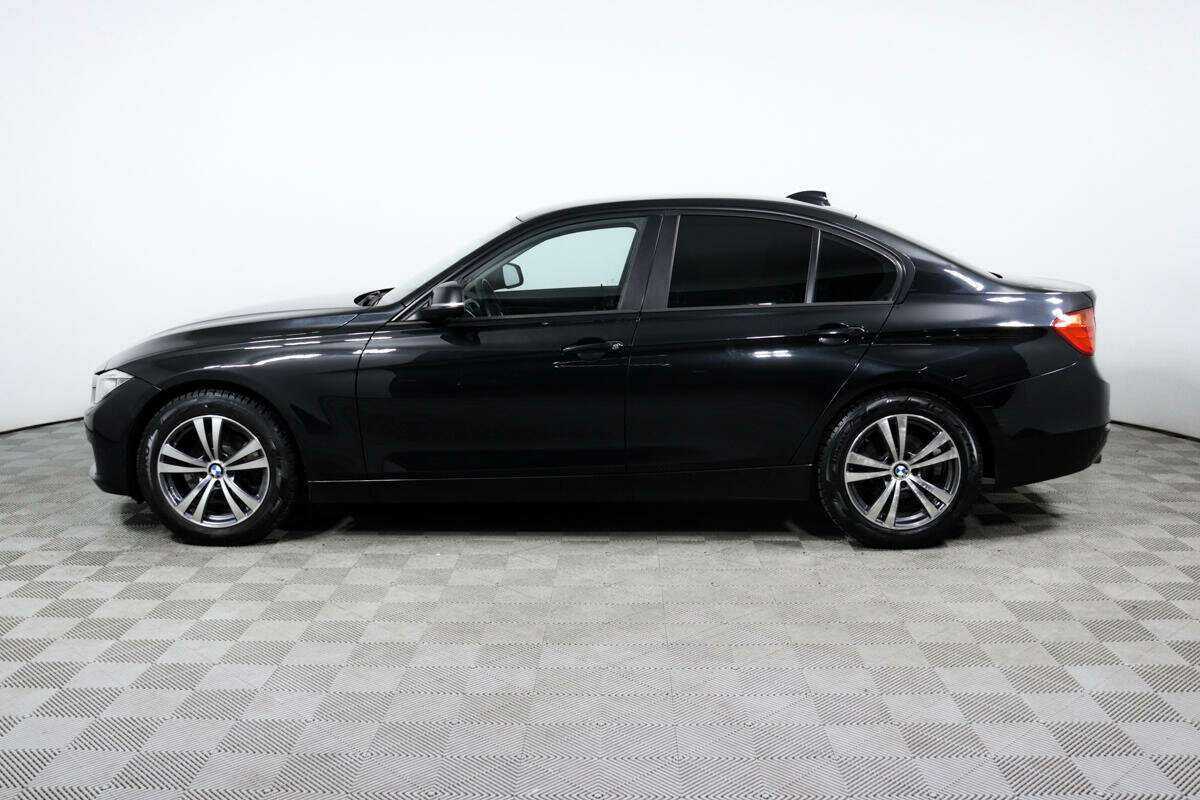 BMW 3 серии с пробегом — 2015 год. Фото: #6
