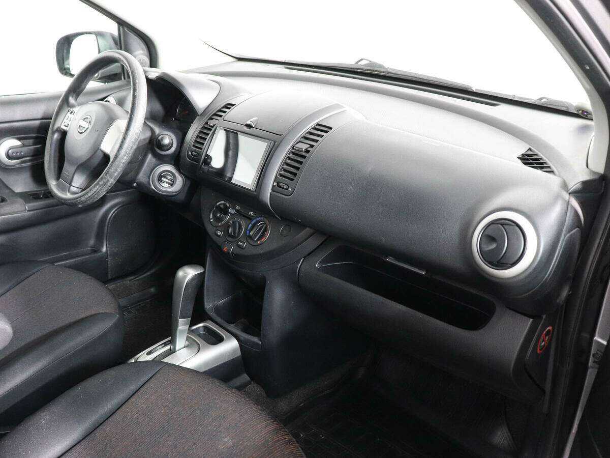 Nissan Note с пробегом — 2011 год. Фото: #7