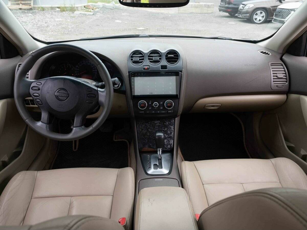 Nissan Altima с пробегом — 2007 год. Фото: #12
