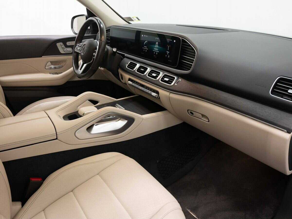 Mercedes-Benz GLE с пробегом — 2019 год. Фото: #12
