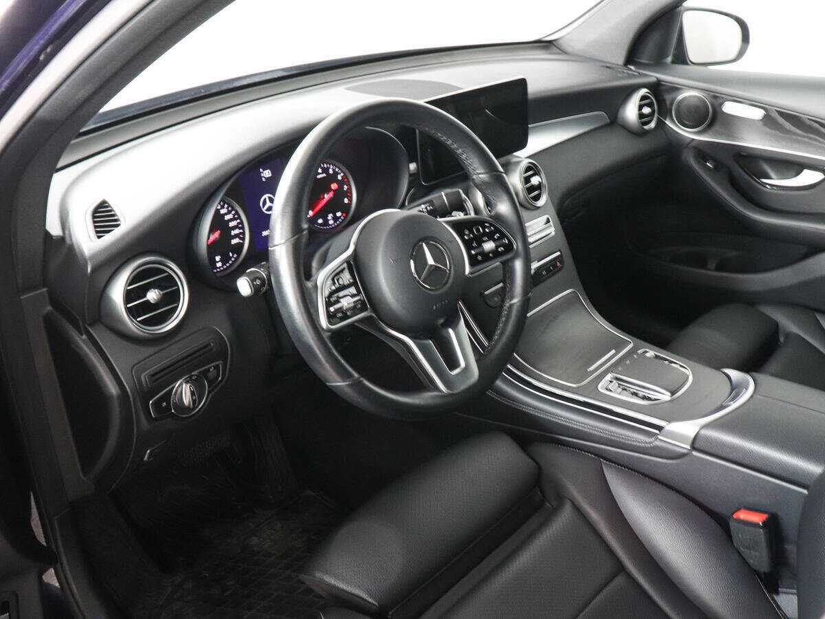 Mercedes-Benz GLC с пробегом — 2020 год. Фото: #10