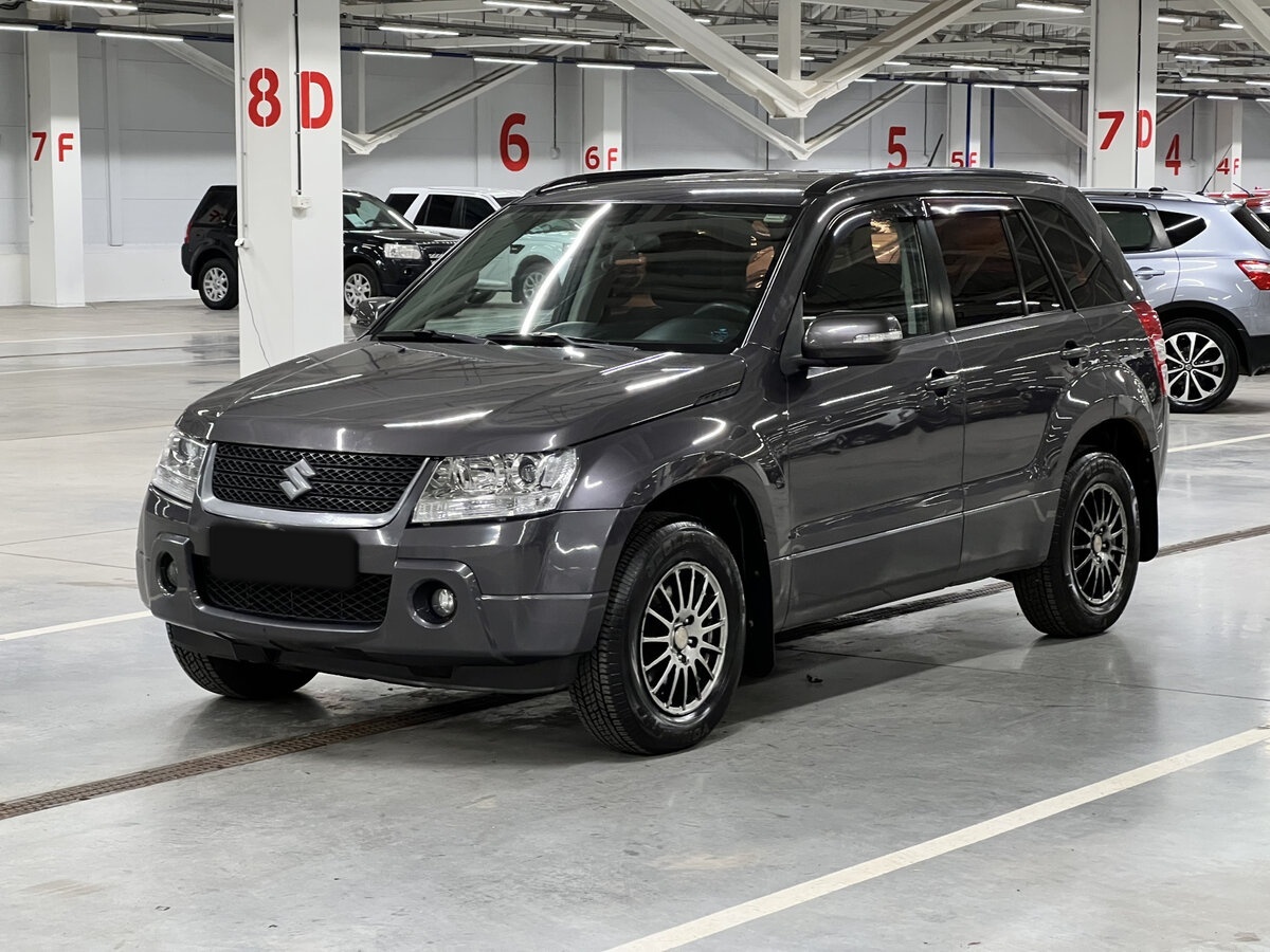Suzuki Grand Vitara с пробегом — 2010 год. Фото: #0