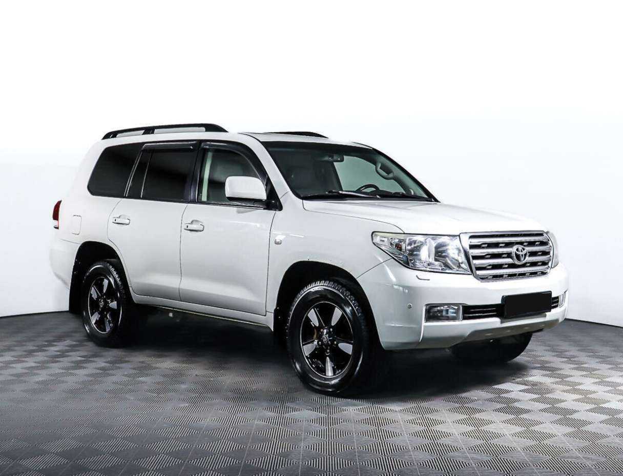 Toyota Land Cruiser с пробегом — 2010 год. Фото: #2