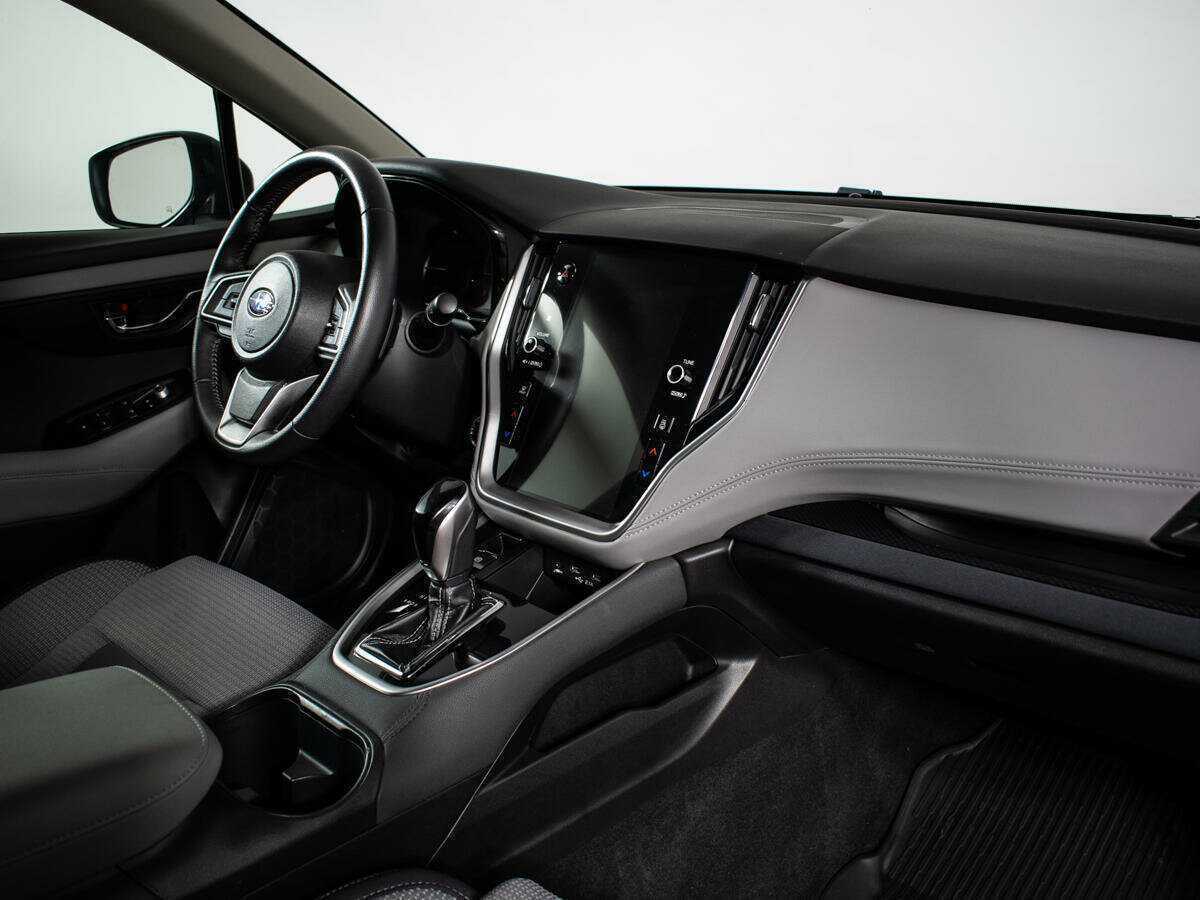 Subaru Outback с пробегом — 2019 год. Фото: #8