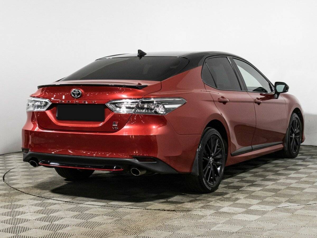 Toyota Camry с пробегом — 2021 год. Фото: #4