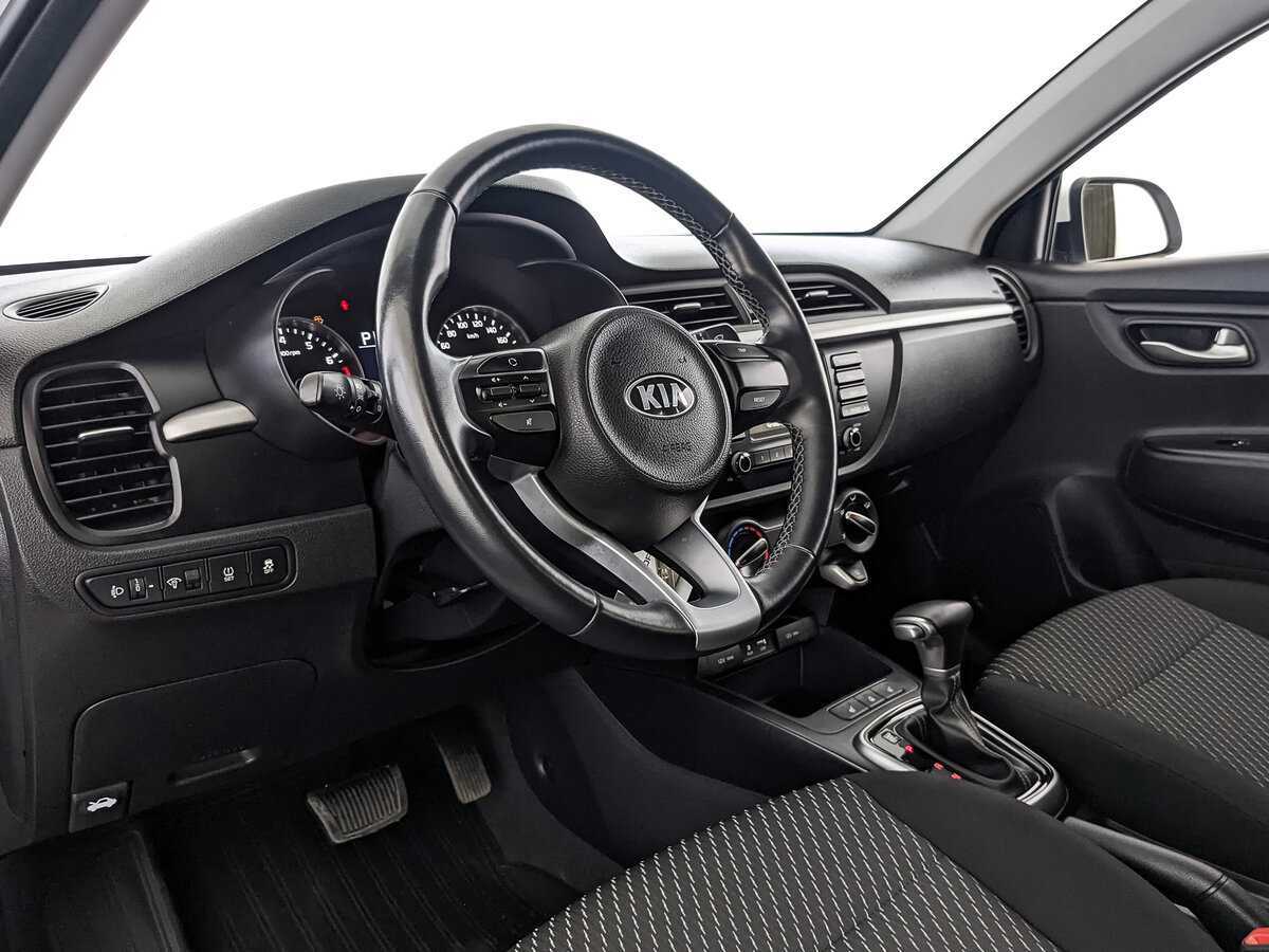 Kia Rio с пробегом — 2020 год. Фото: #9