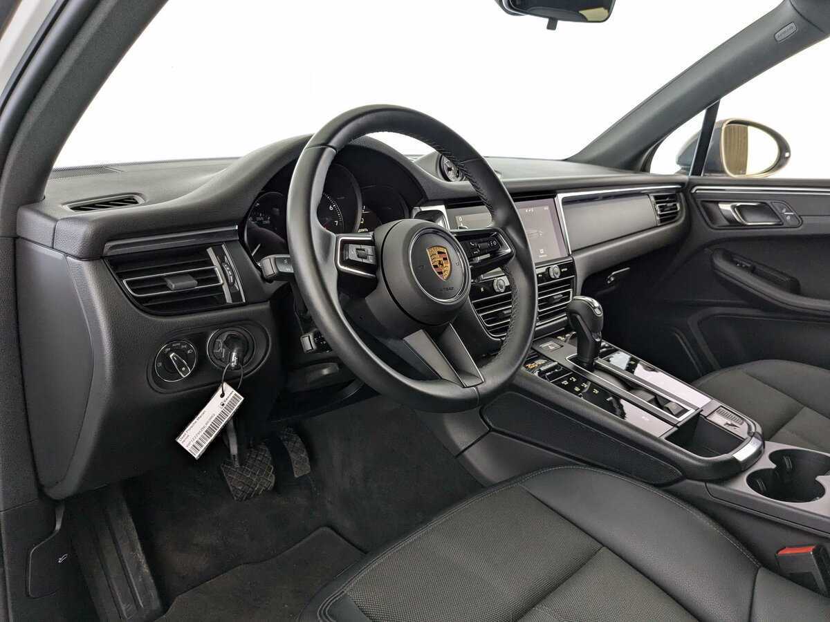 Porsche Macan с пробегом — 2021 год. Фото: #13
