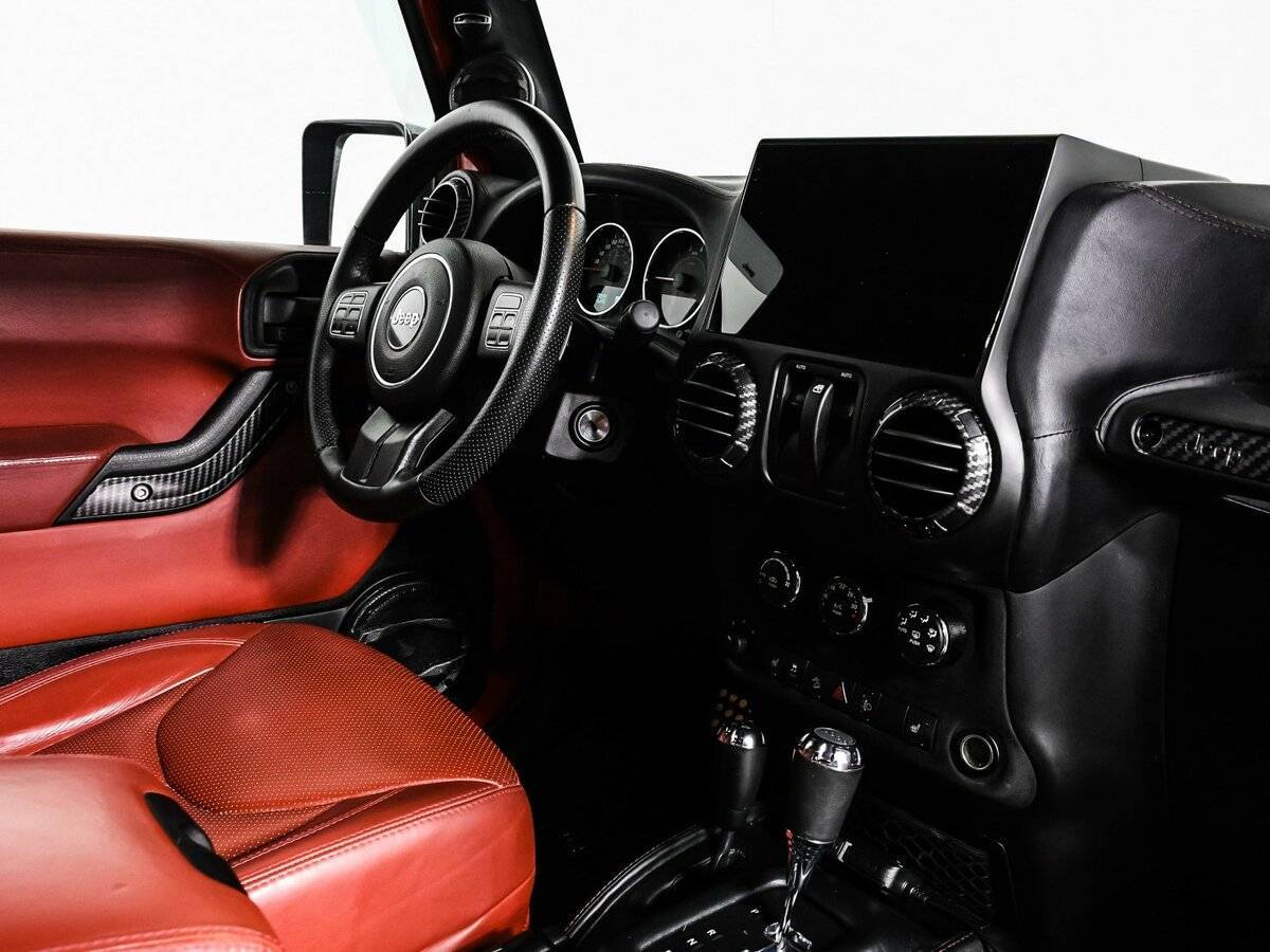 Jeep Wrangler с пробегом — 2014 год. Фото: #8