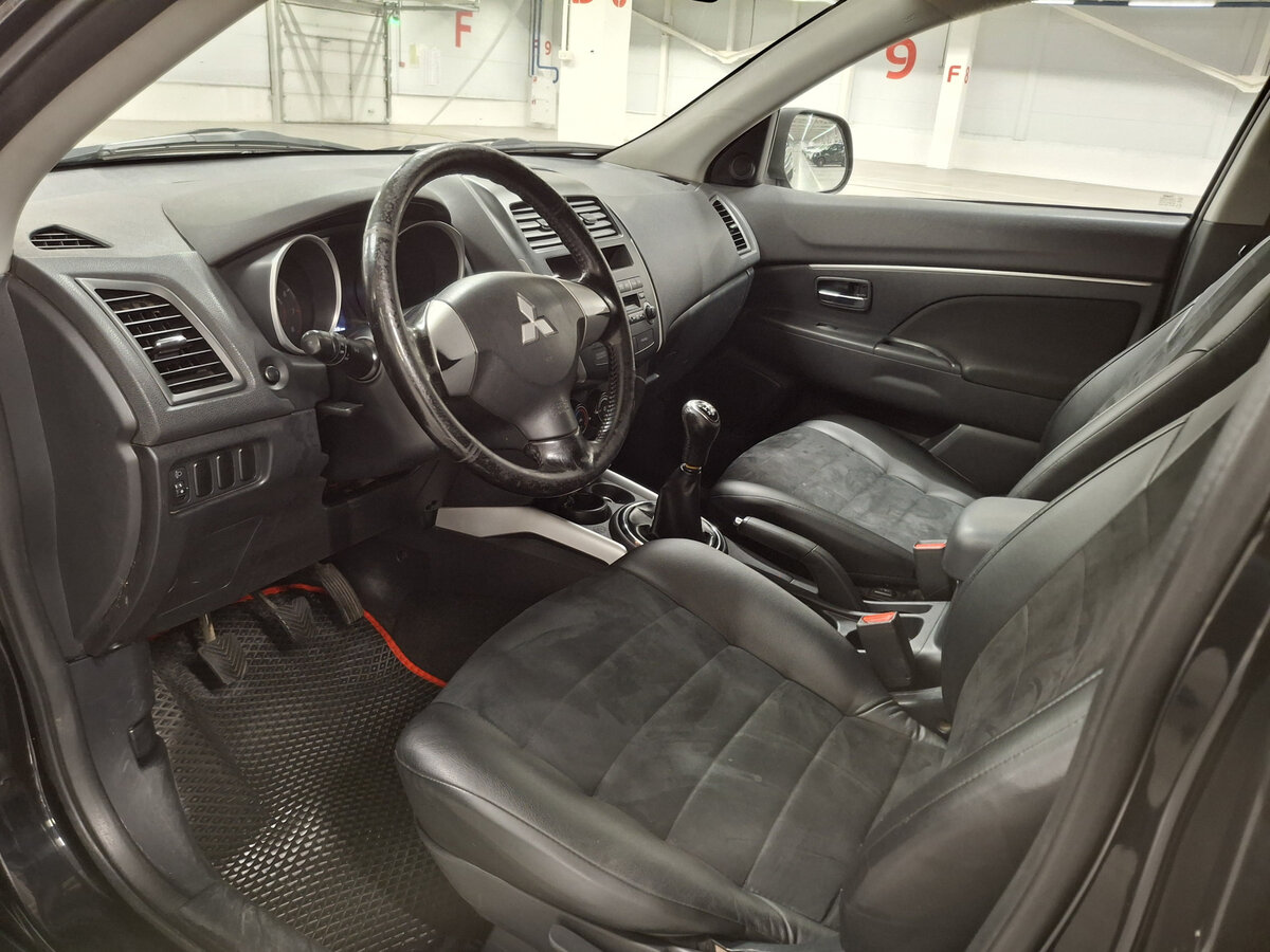 Mitsubishi ASX с пробегом — 2011 год. Фото: #14