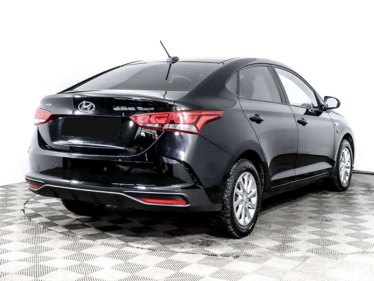 Hyundai Solaris с пробегом — 2021 год. Фото: #3