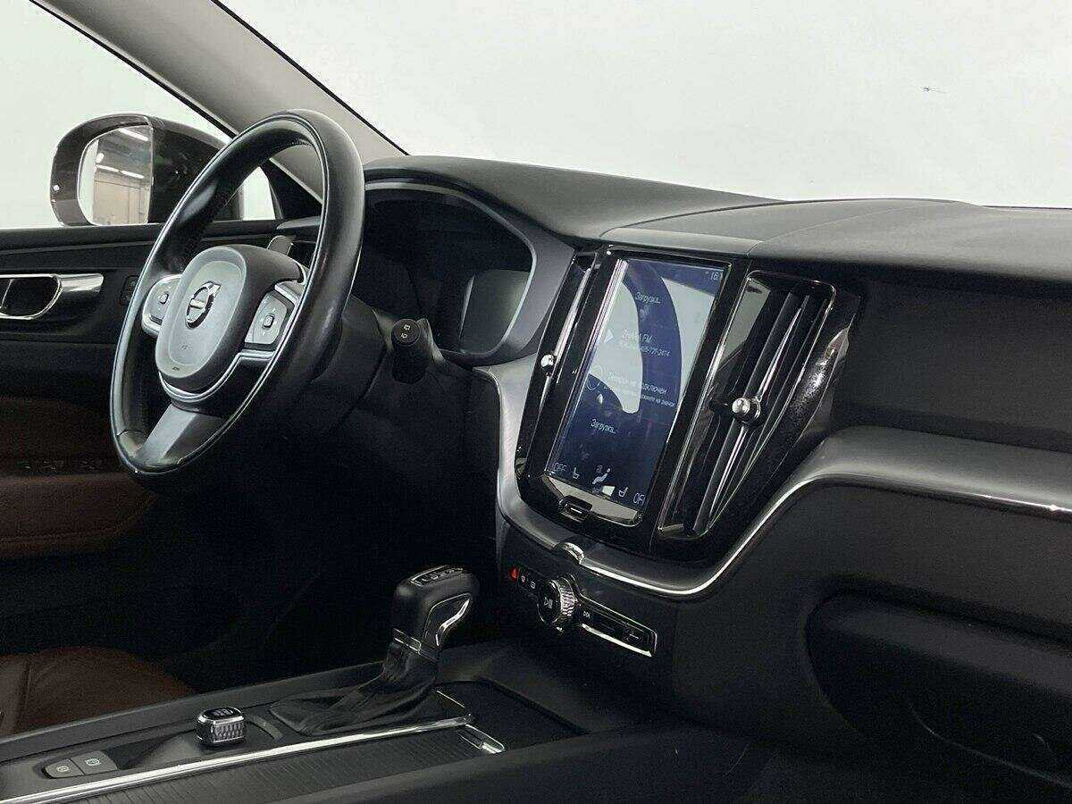 Volvo XC60 с пробегом — 2018 год. Фото: #8