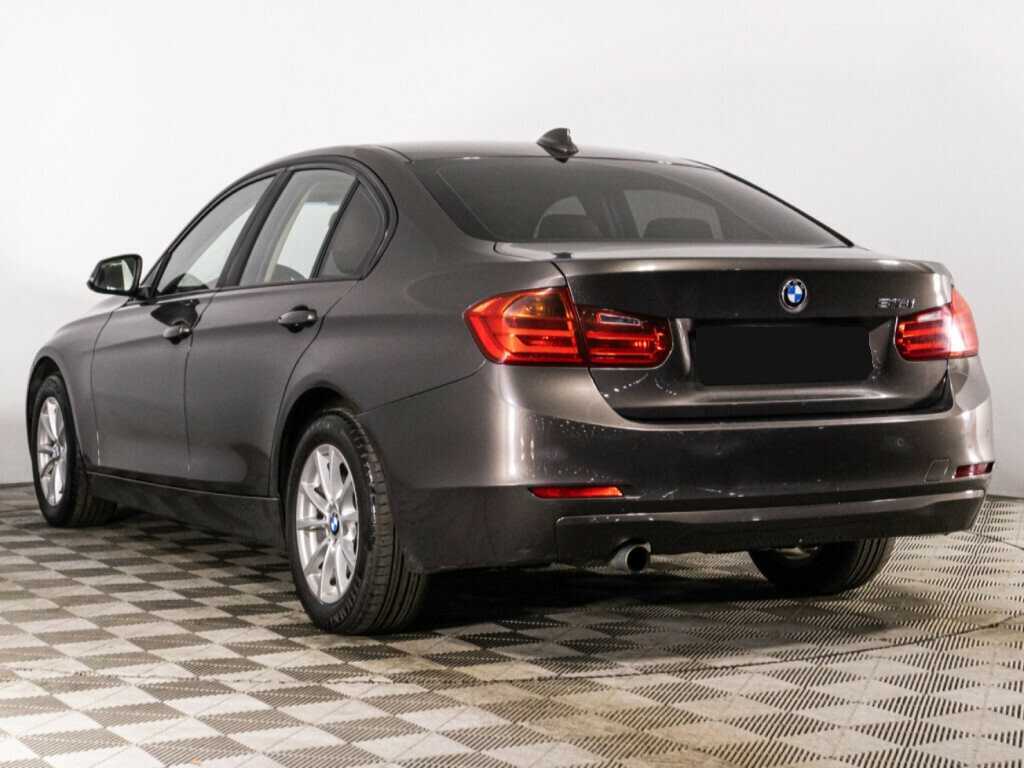 BMW 3 серии с пробегом — 2014 год. Фото: #6